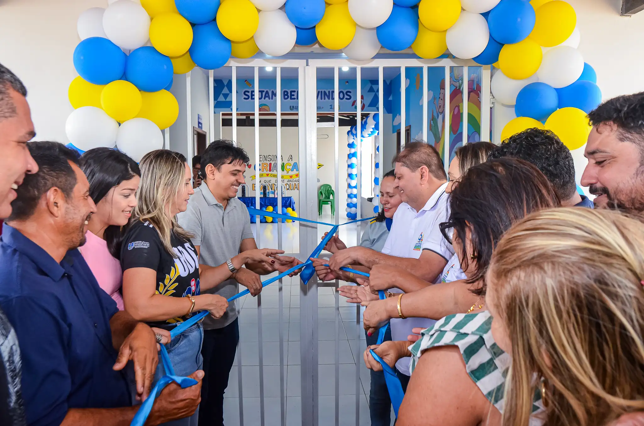 Galeria de imagens - Foto 15 da notícia: A Prefeitura inaugurou a Escola Municipal Raimundo Leal, no Povoado Barraquinha da Linha