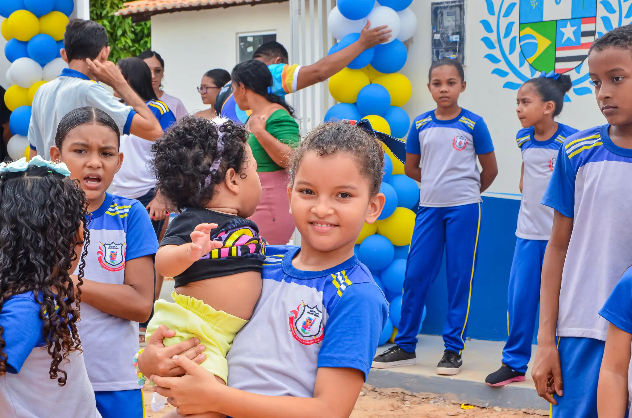 Galeria de imagens - Foto 5 da notícia: A Prefeitura inaugurou a Escola Municipal Raimundo Leal, no Povoado Barraquinha da Linha