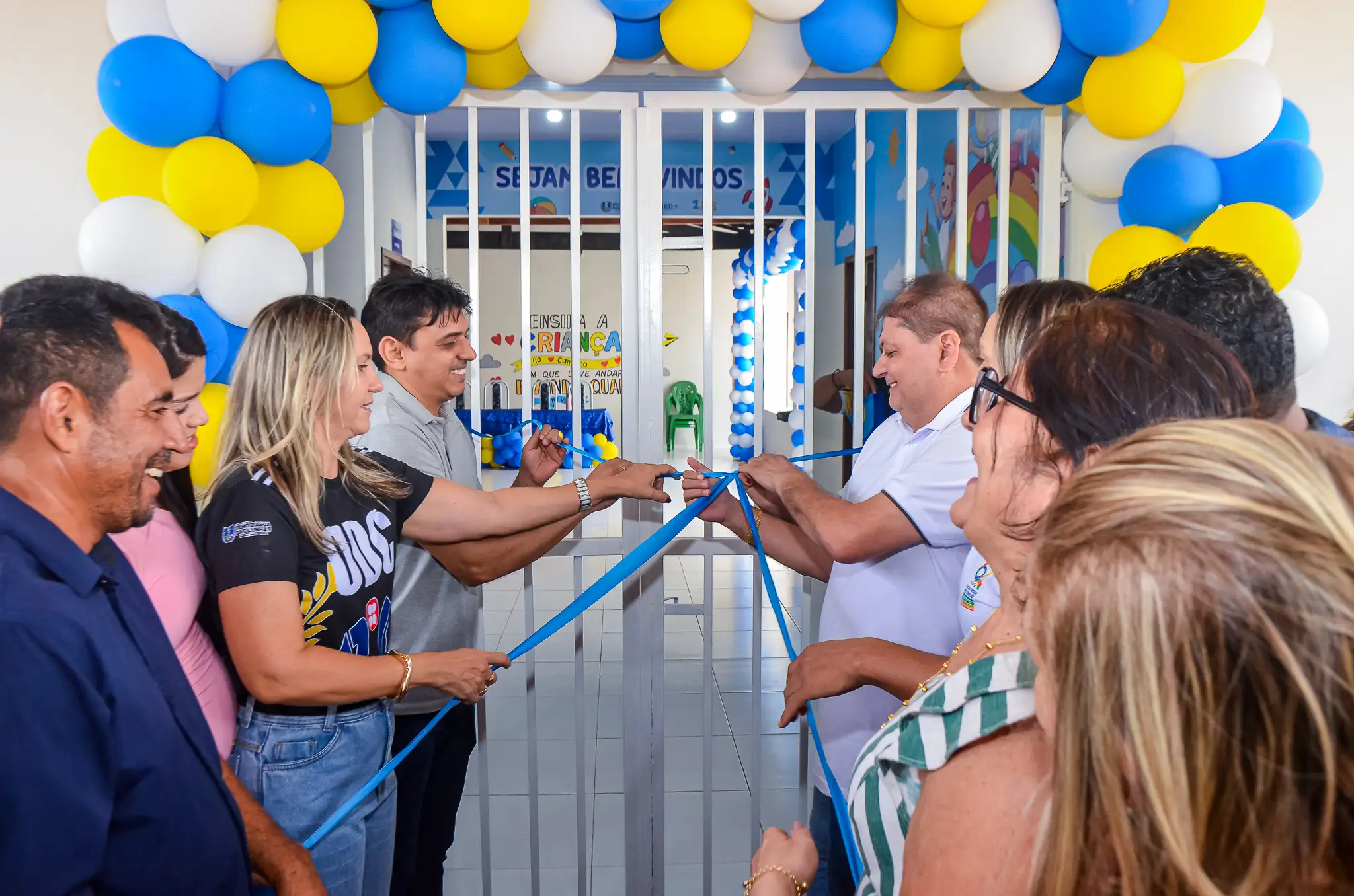 Galeria de imagens - Foto 16 da notícia: A Prefeitura inaugurou a Escola Municipal Raimundo Leal, no Povoado Barraquinha da Linha
