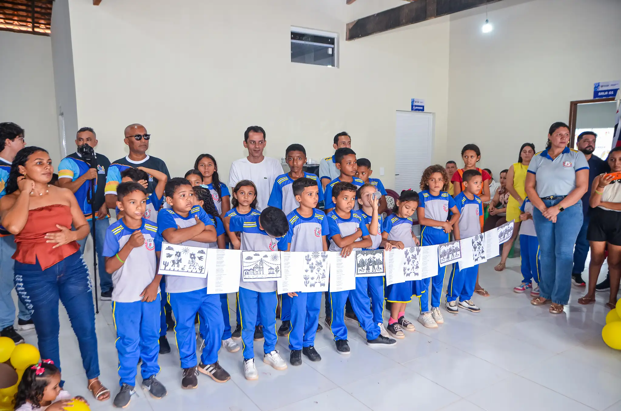 Galeria de imagens - Foto 20 da notícia: A Prefeitura inaugurou a Escola Municipal Raimundo Leal, no Povoado Barraquinha da Linha