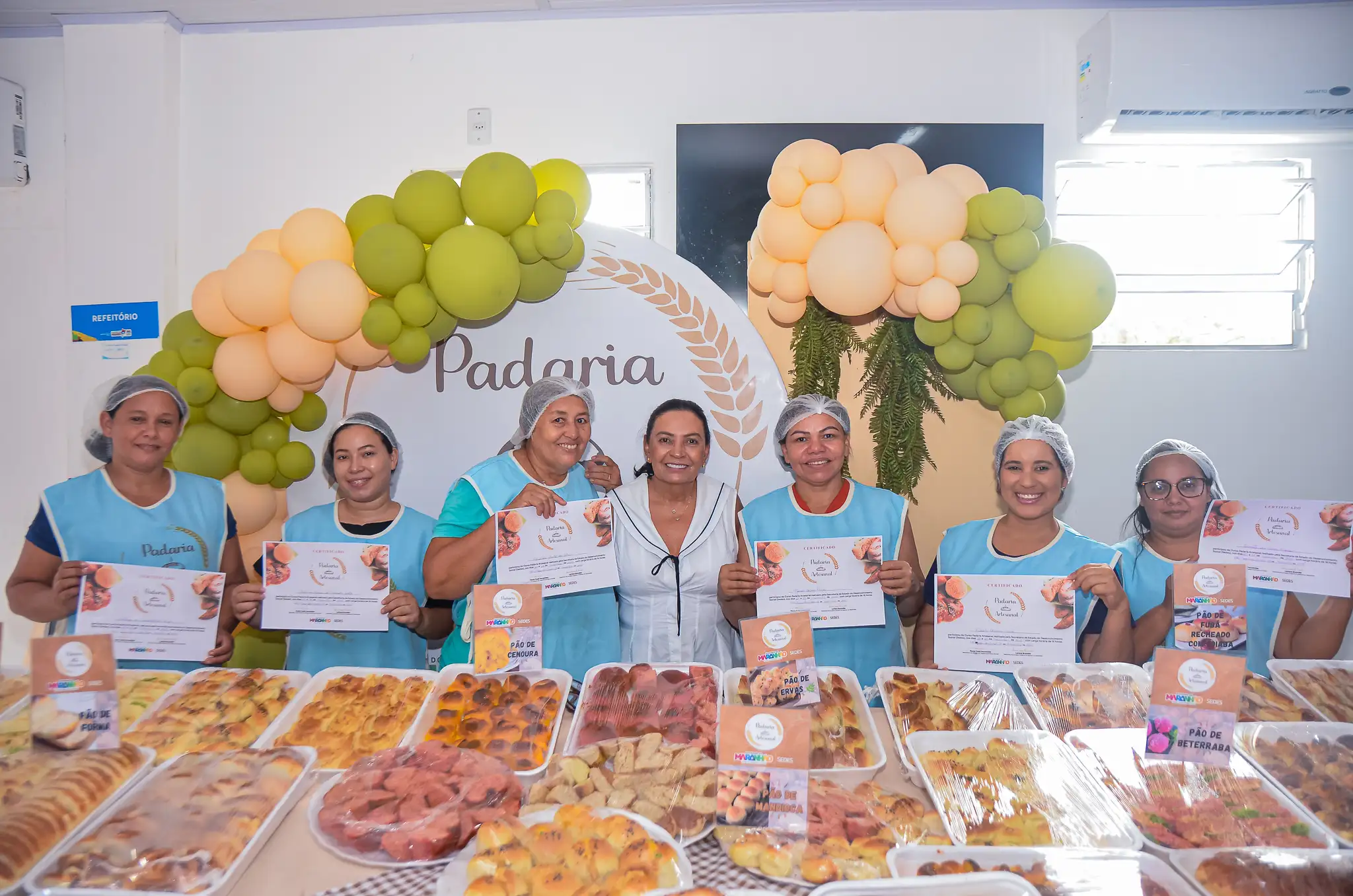 Galeria de imagens - Foto 12 da notícia: Secretaria Municipal de Assistência Social realizou o curso de padaria artesanal